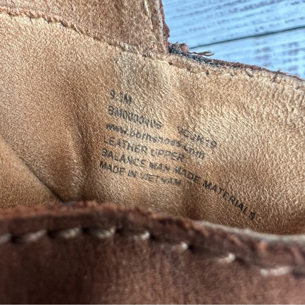 Born Stewie II Brown Suede Loafers Mens‎ 9.5 Soft Leather Slip On Shoes